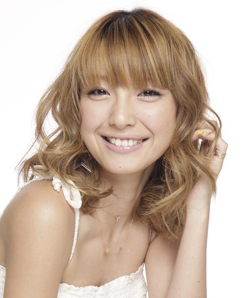口元をいじったせいで残念になった芸能人は？
