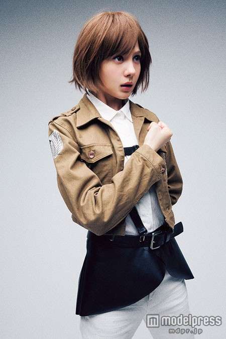 トリンドル玲奈、髪ばっさり！「可愛い惚れる」と絶賛の声