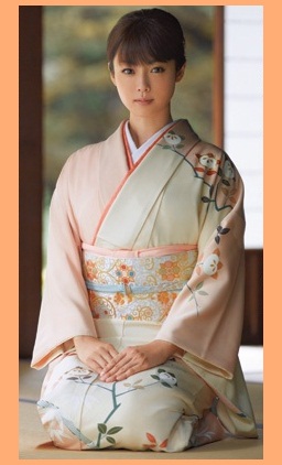 ドレスアップしてる有名人の画像を貼るトピ