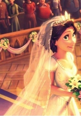 プロポーズから結婚式までの流れは？