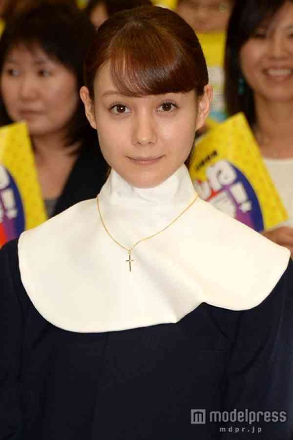 トリンドル玲奈、髪ばっさり！「可愛い惚れる」と絶賛の声