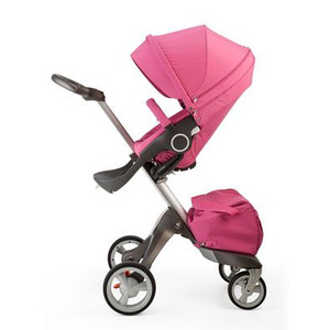 袋叩きの山田優vsスルーの荒川静香!子連れ外出炎上からみるママタレ格差