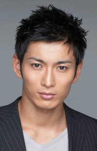 つり目の男性が好きな方！