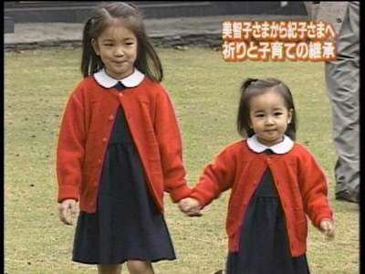 【画像】 ティアラ姿の佳子さまが可愛すぎると話題に