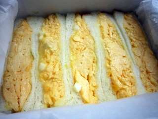 サンドウィッチ好きな人～