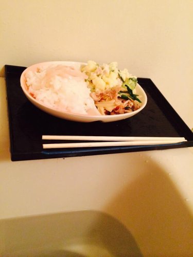 意外と多し！お風呂でご飯を食べる女子！かつてはあの歌姫も！？ 