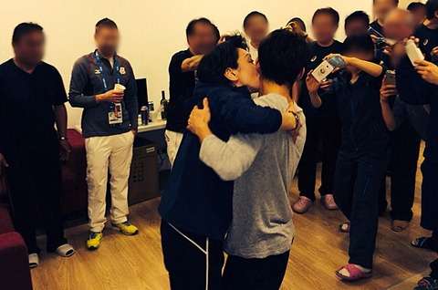 好きな芸能人が結婚(交際宣言)しても応援できますか?