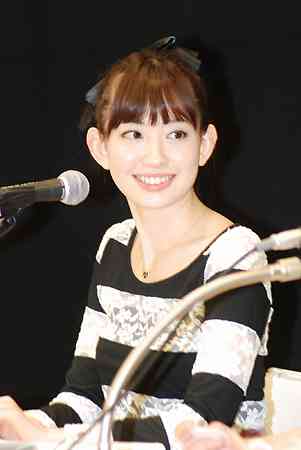 秋元康、AKB48横山由依に「総監督任期は5年」