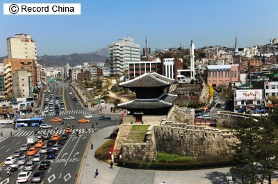 韓国の財政悪化が深刻！33年には「国家破産」の可能性＝韓国ネット「33年までもたない」「日本も諦めた無償福祉をなんで韓国が？」 （Record China） - Yahoo!ニュース