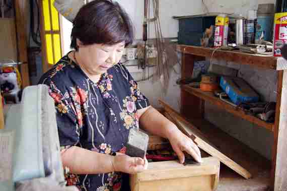 素人夫婦2人で作っちゃった！鉄筋コンクリ5階建ての「沢田マンション」は前代未聞の手作りマンションだ！