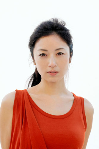 高岡早紀が意外な恋愛観を語る「最初のデートでもOK」
