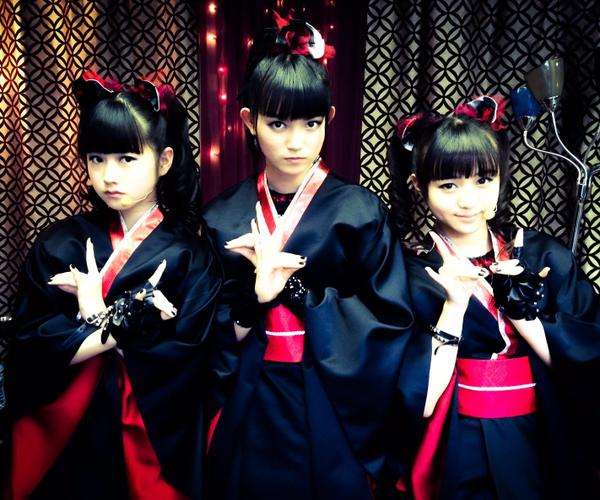 女性アイドルの好きな歌