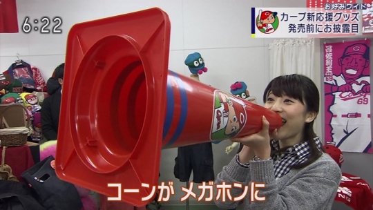 広島カープが新商品「３色ボールペン」を発売！　色は赤と赤と赤！