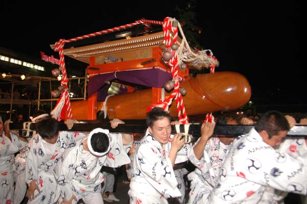一難去ってまた一難？サザンオールスターズの桑田佳祐に国税当局が