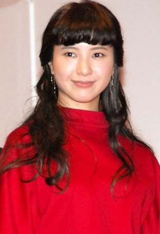 【紅白リハ】吉高由里子、記者にかみつく「頑張っていますよ!」