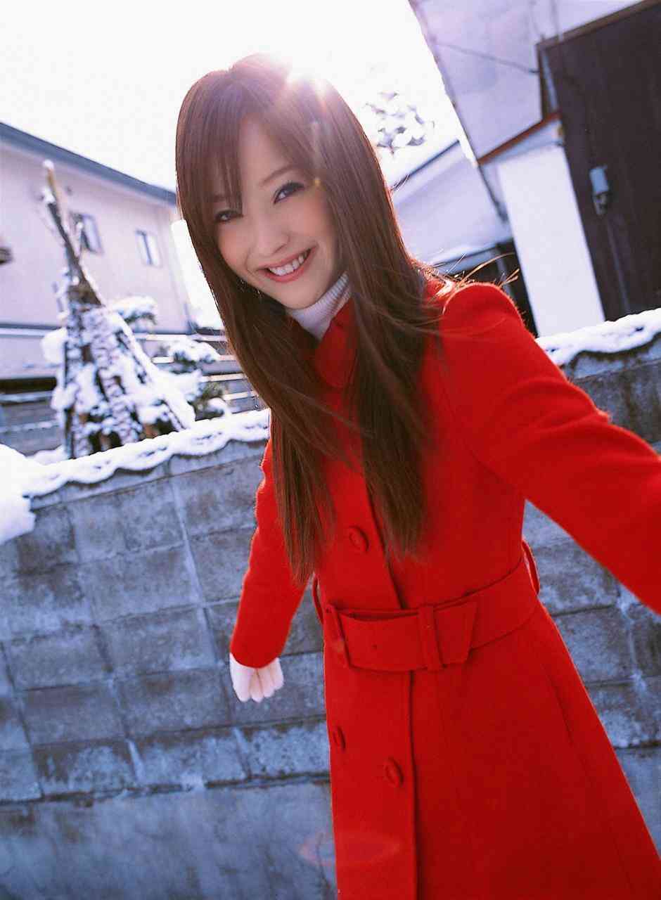 冬服姿の女性有名人画像