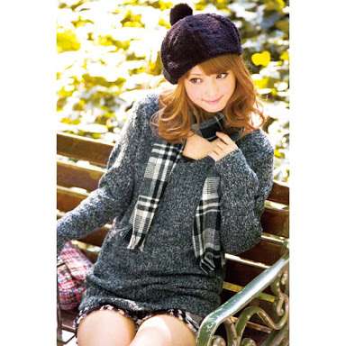 冬服姿の女性有名人画像