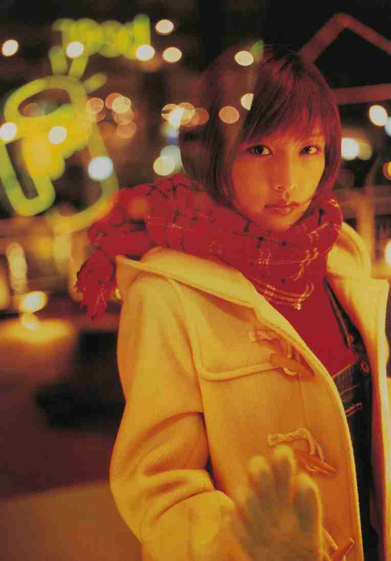 冬服姿の女性有名人画像
