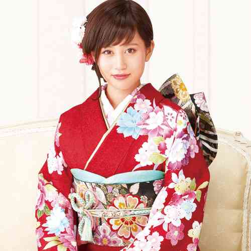 元モー娘なっちこと安倍なつみ、山崎育三郎と結婚前提に真剣交際