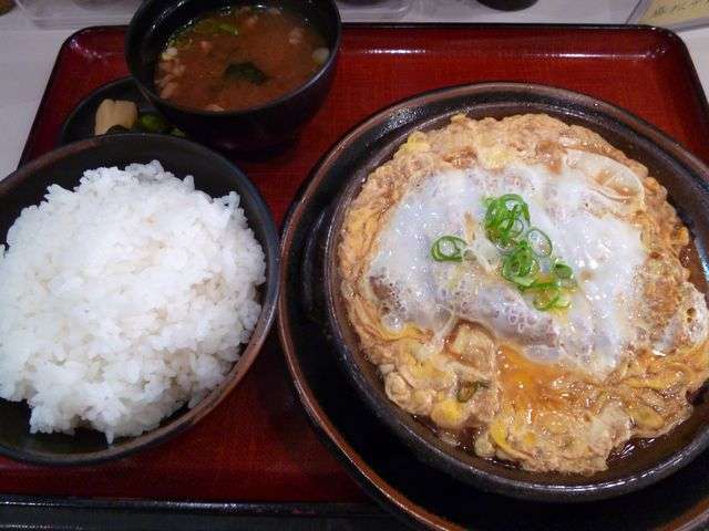 食べたいけど我慢してるもの