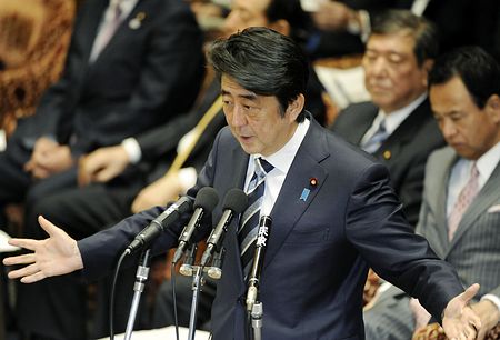 邦人救出へ自衛隊活用＝安倍晋三首相、法整備に意欲―衆院予算委