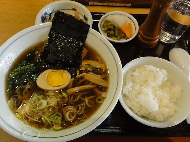 お腹が空く画像