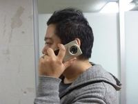 子どもの頭蓋骨や皮膚は、大人よりも薄い。 5歳児の脳は、成人の4倍以上の電磁波の熱をする。 : スマホはガラケーより数百倍危険！？電磁波の危険性 - NAVER まとめ