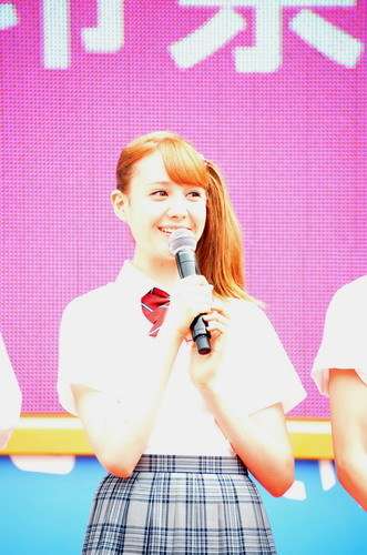 ローラ&トリンドル玲奈のすっぴん(?)2ショットに大反響「天使が2人」