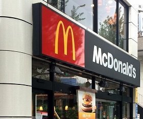  マスコミは「騒ぎすぎ」では？　「異物混入」報道ラッシュに消費者から冷めた声も : J-CASTニュース