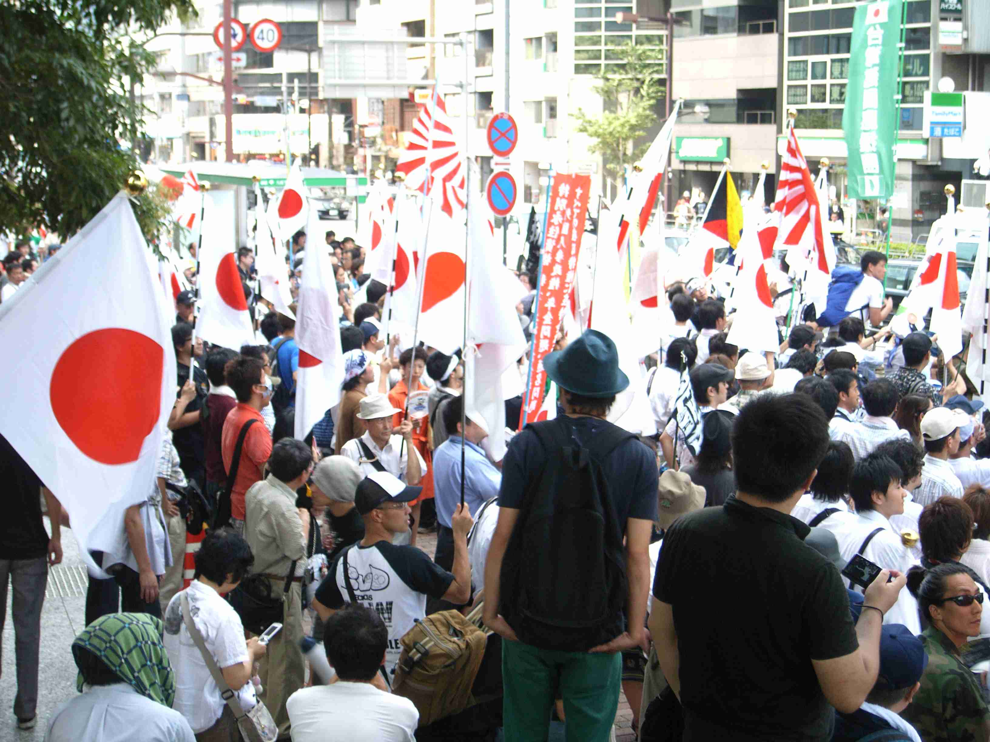 移民政策、賛成ですか？反対ですか？