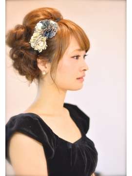 披露宴のヘアスタイル画像【招待客】