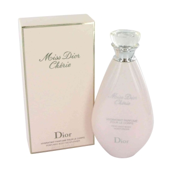 Diorのコスメが好きな人