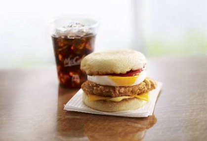 マクドナルド、「エッグマフィンに針」　埼玉の店舗　男性が唇を切る