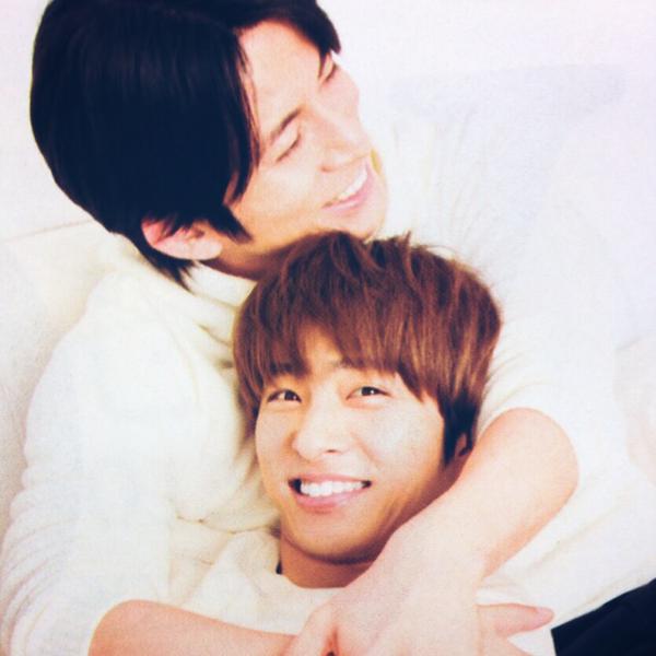 【画像】有名人のツーショット写真を貼るトピ