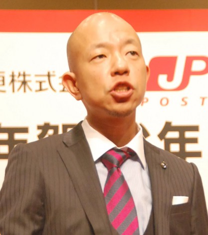 バイきんぐ小峠英二、坂口杏里と交際「順調。年内結婚はさすがに…」