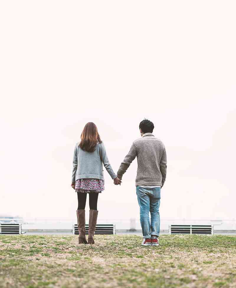 容姿に自信がないけど、イケメンと付き合ってる人