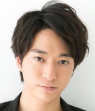 年齢よりも若く見える芸能人 または老けて見える芸能人は？