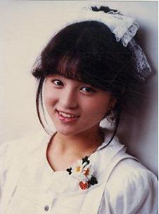 “紗栄子流”簡単ヘアーアレンジ。あなたも10分で紗栄子みたいになれる？