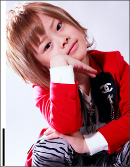 【MEN'S KNUCKLE HOST企画】6歳ホスト琉ちゃろ、スペシャルグラビア…ちいめろさんは楽しくお買い物