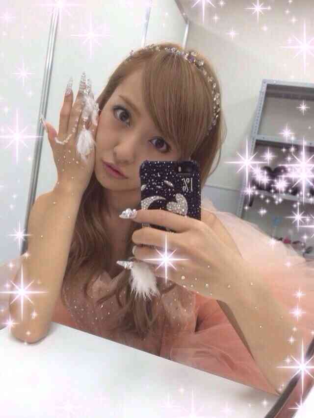 板野友美、ボーイッシュな格好披露で絶賛殺到「可愛すぎ」