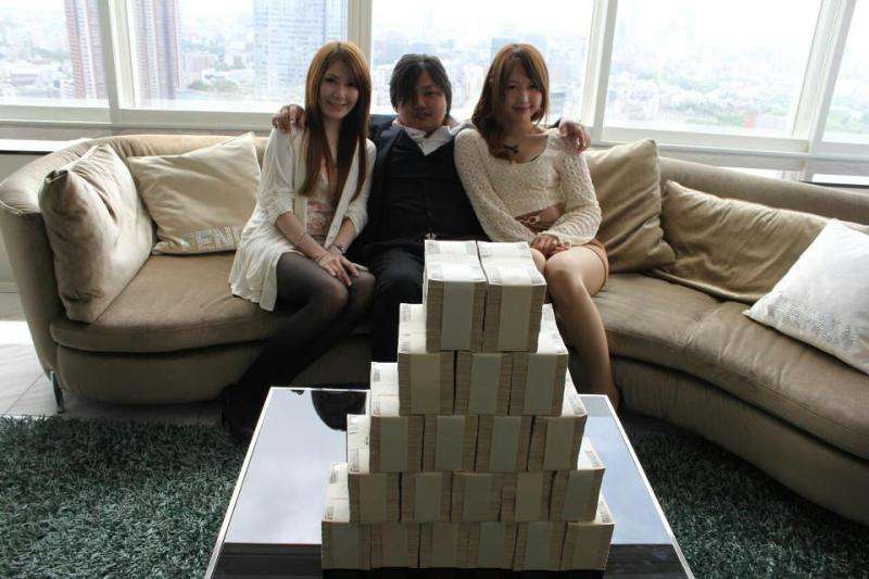 超イケメン無職 vs ブサイク年収3億　どちらが魅力的か→結果は…　