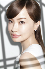 「スッキリ!!」に出演した平子理沙さんの顔が変わったとネットで話題に。