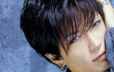 【！？】GACKTさんの等身大添い寝シーツがついてくるシングルが発売決定ｗｗｗｗｗｗｗｗｗ : はちま起稿