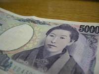 男子高校生(18)、女子中学生(13)を買春した疑いで逮捕