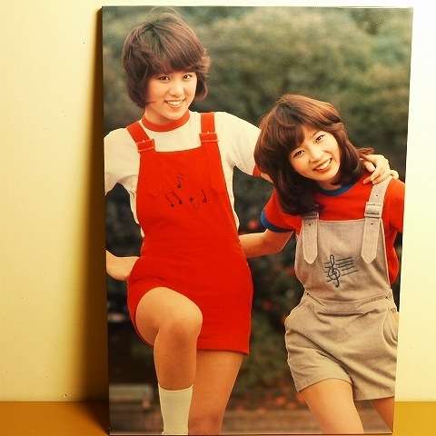 ピンク・レディー「ちゃっきり娘」もコンビ名候補だった