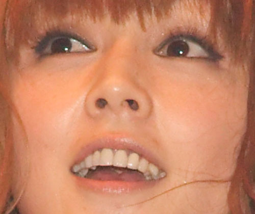 PUFFY・大貫亜美、相方・吉村由美の誕生日を祝う。40歳に見えない若々しさに驚きの声も。