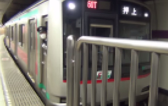 フラッシュ撮影した客にメトロ運転士ブチ切れ　「すいませんじゃねーよ！」は暴言なのか