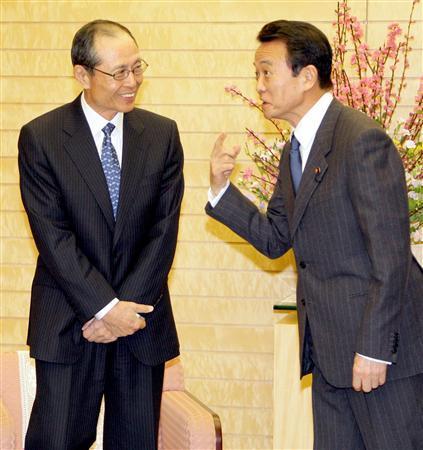 「麻生太郎 かわいい」でネット検索するとめっちゃ和むとツイッターで話題に