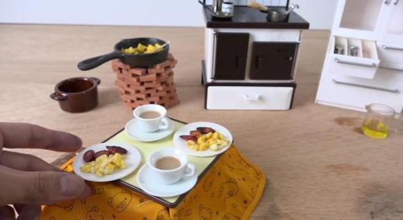 本当に食べられるミニチュアクッキング動画が国内外で話題に！ ミニサイズのフライパン＆お鍋で朝食を作るよ♪