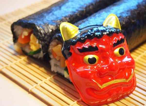 節分の“恵方巻き”や2月14日の“義理チョコ”をどう思う？「あってもいい」「馬鹿馬鹿しい」など賛否両論。